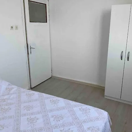 Appartement Deniz Manzarali,terasli,doga Icinde Mustakilsi Ev